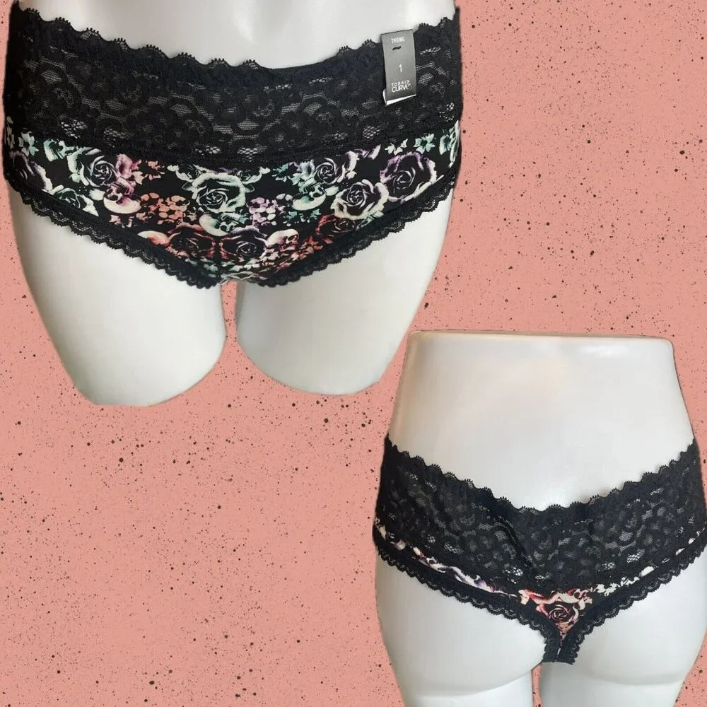 Torrid +5 Black Rose Skull Print Wide Scallop Lace Waistband &Trim Thong Panties